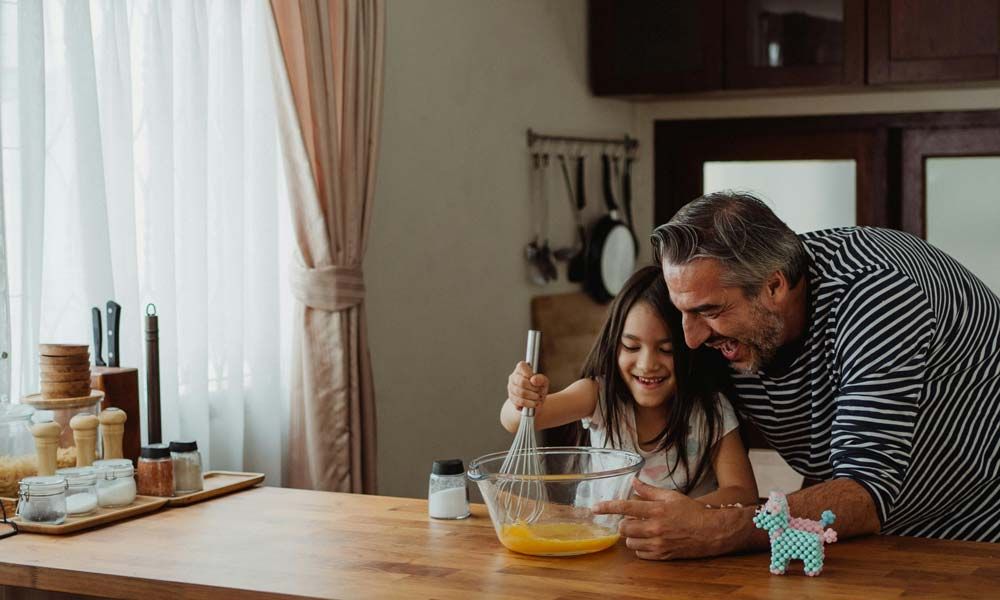 Smart, energy-efficient shading control for home automation
