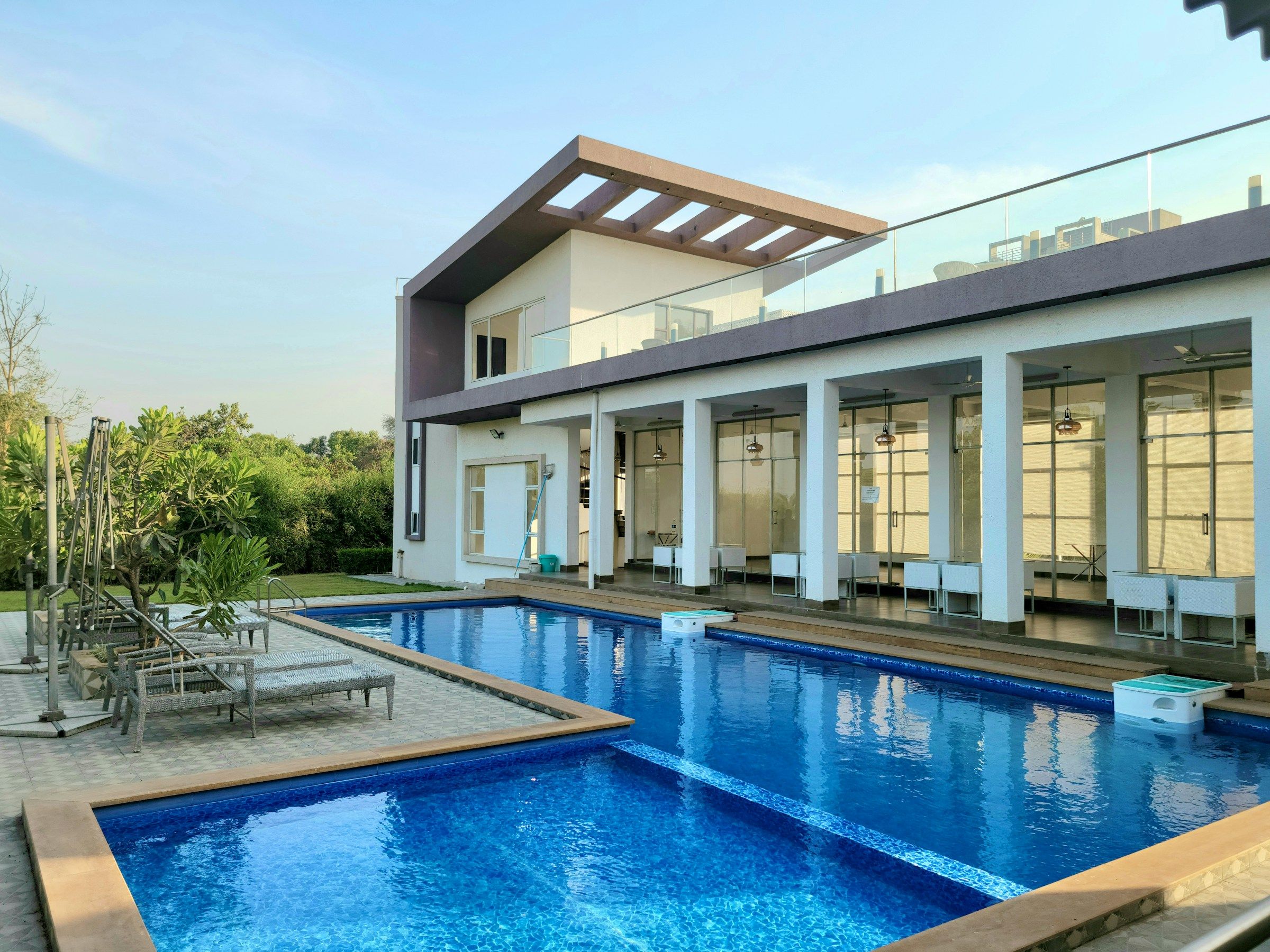 Weatherproof outdoor entertainment system for South Florida pool areas